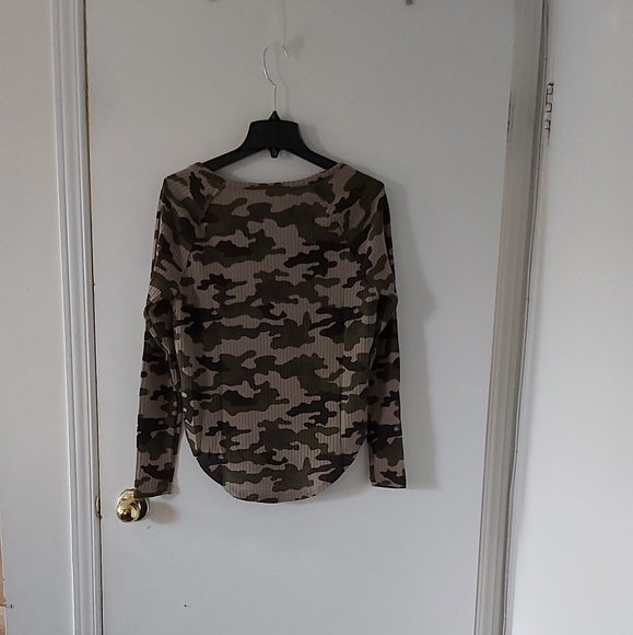 New camo waffle long sleeve - Picture 3 of 3